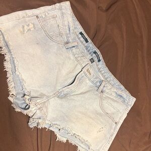 Frayed Hem Light Blue Denim Shorts